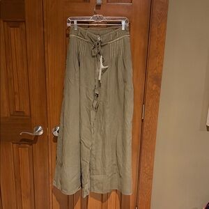 Mustard Seed Olive Green Button-Front Wide Leg Pants